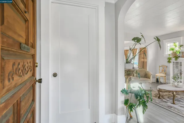 $599,000 | 2437 Alhambra Avenue, Martinez, CA 94553