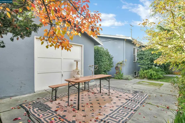 $599,000 | 2437 Alhambra Avenue, Martinez, CA 94553