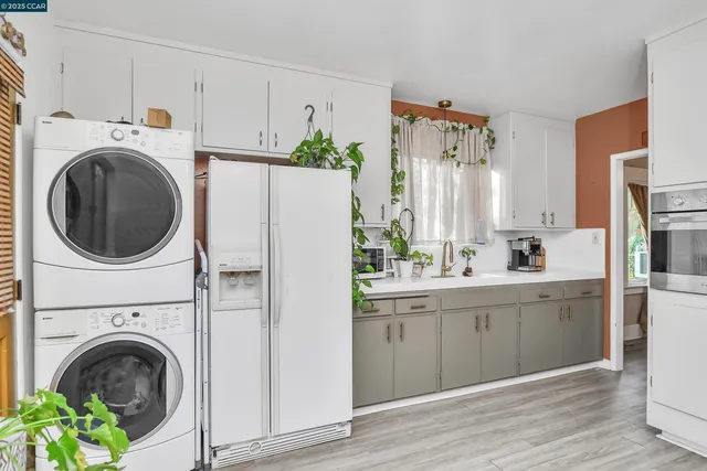 $599,000 | 2437 Alhambra Avenue, Martinez, CA 94553