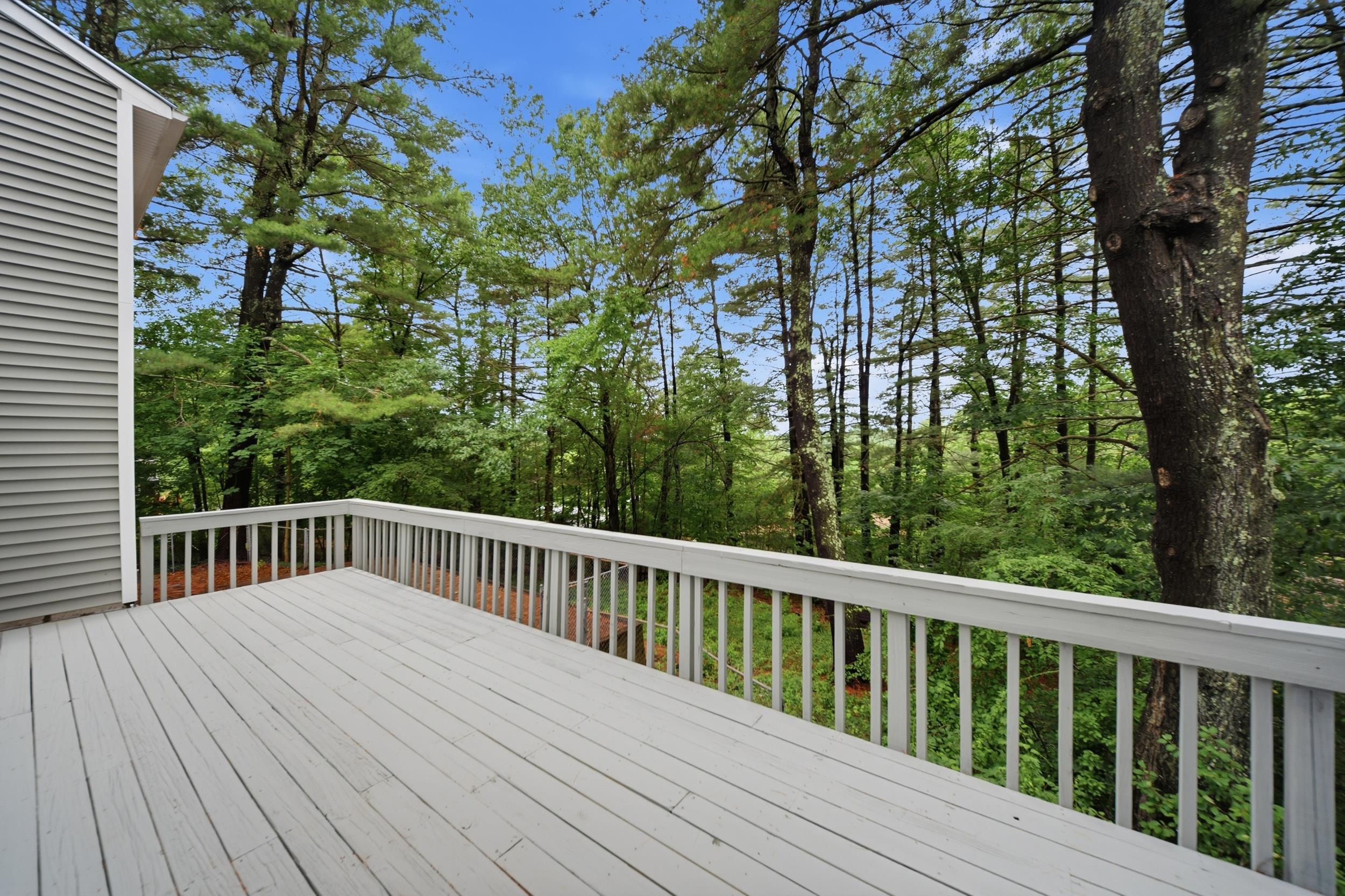 29 Dickens Street Nashua, NH 03062 - Photo 47 of 59