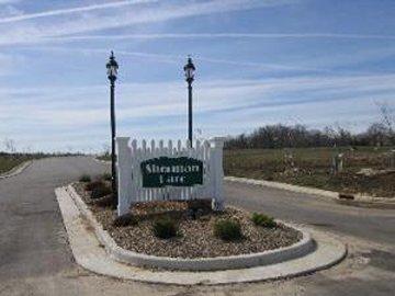 Sherman Parc Entrance