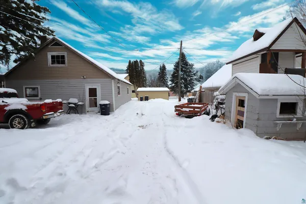 $149,900 | 611 Beaser Avenue, Ashland, WI 54806