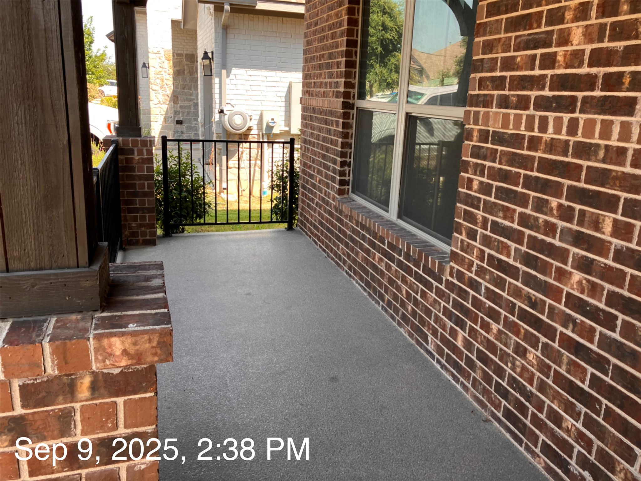 1104 Round Mountain Pass Georgetown, TX 78628 - Photo 2 of 12