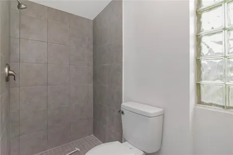 $405,000 | 2216 East 109th Avenue, Tampa, FL 33612