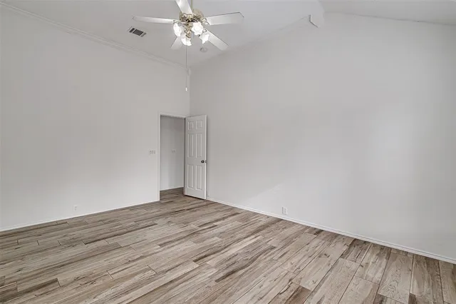 $325,000 | 2525 Greenhaven Drive, Burleson, TX 76028