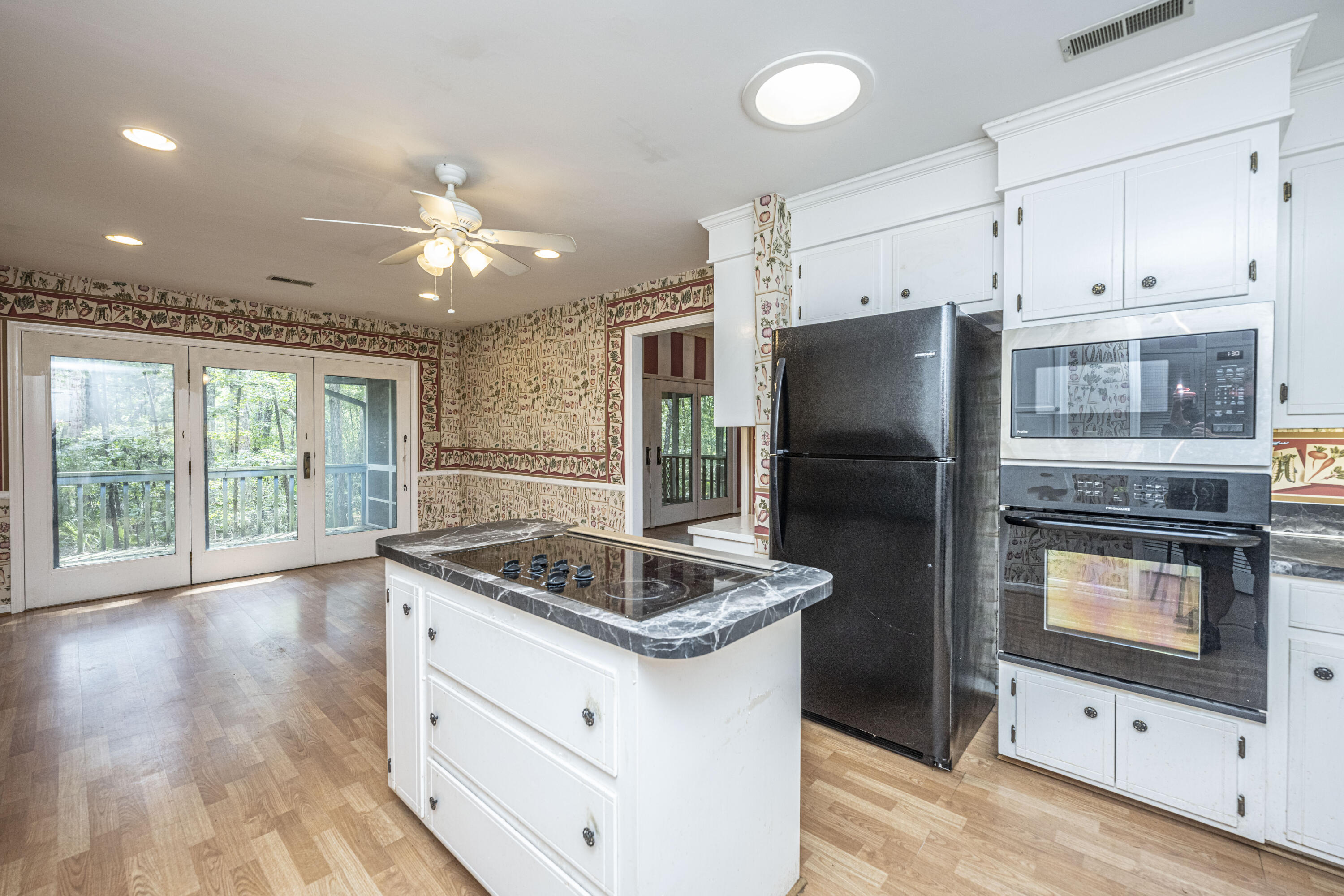 3605 Deer Creek Road Mount Pleasant, SC 29466 - Photo 11 of 37 DSC_8790