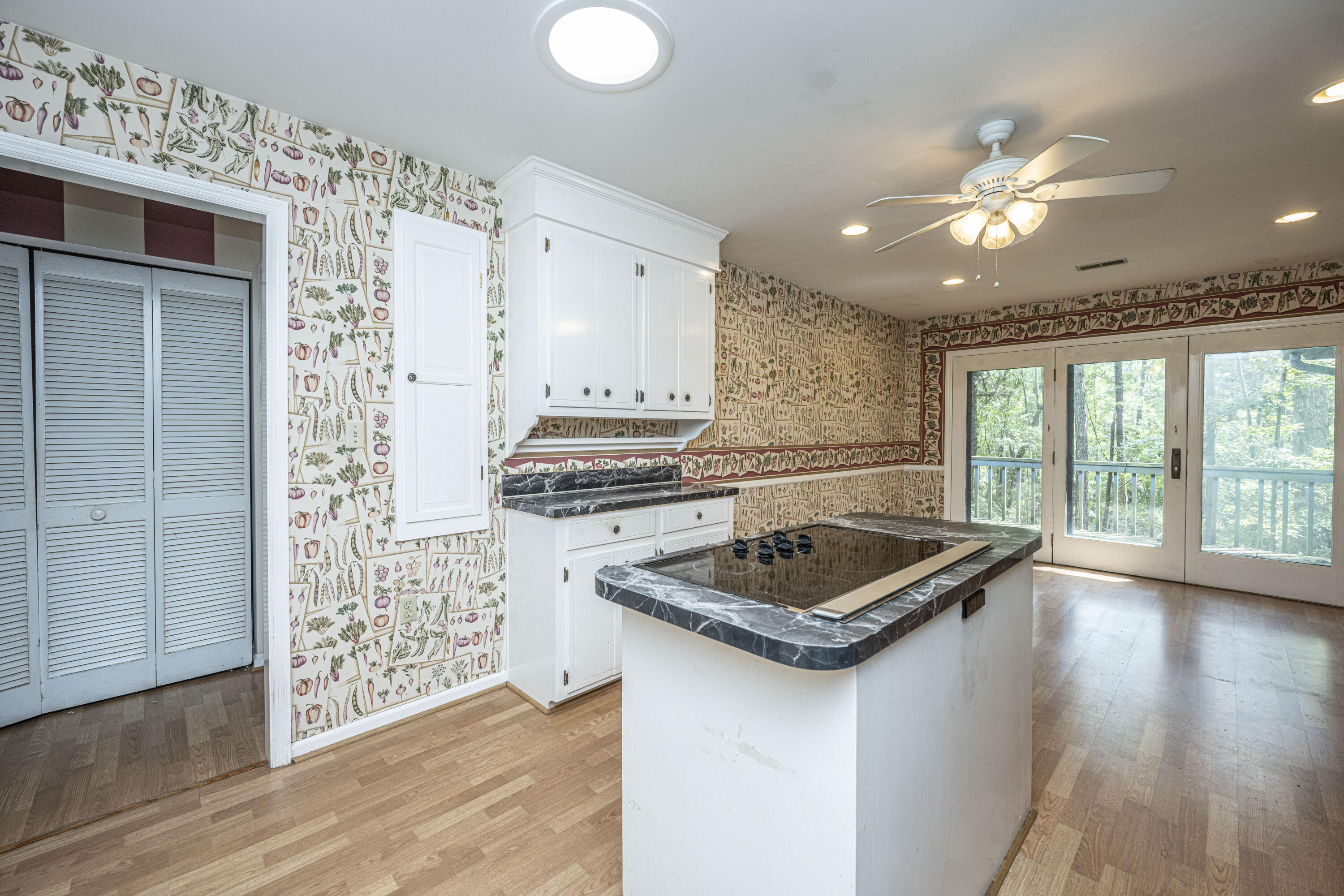 3605 Deer Creek Road Mount Pleasant, SC 29466 - Photo 12 of 37 DSC_8795
