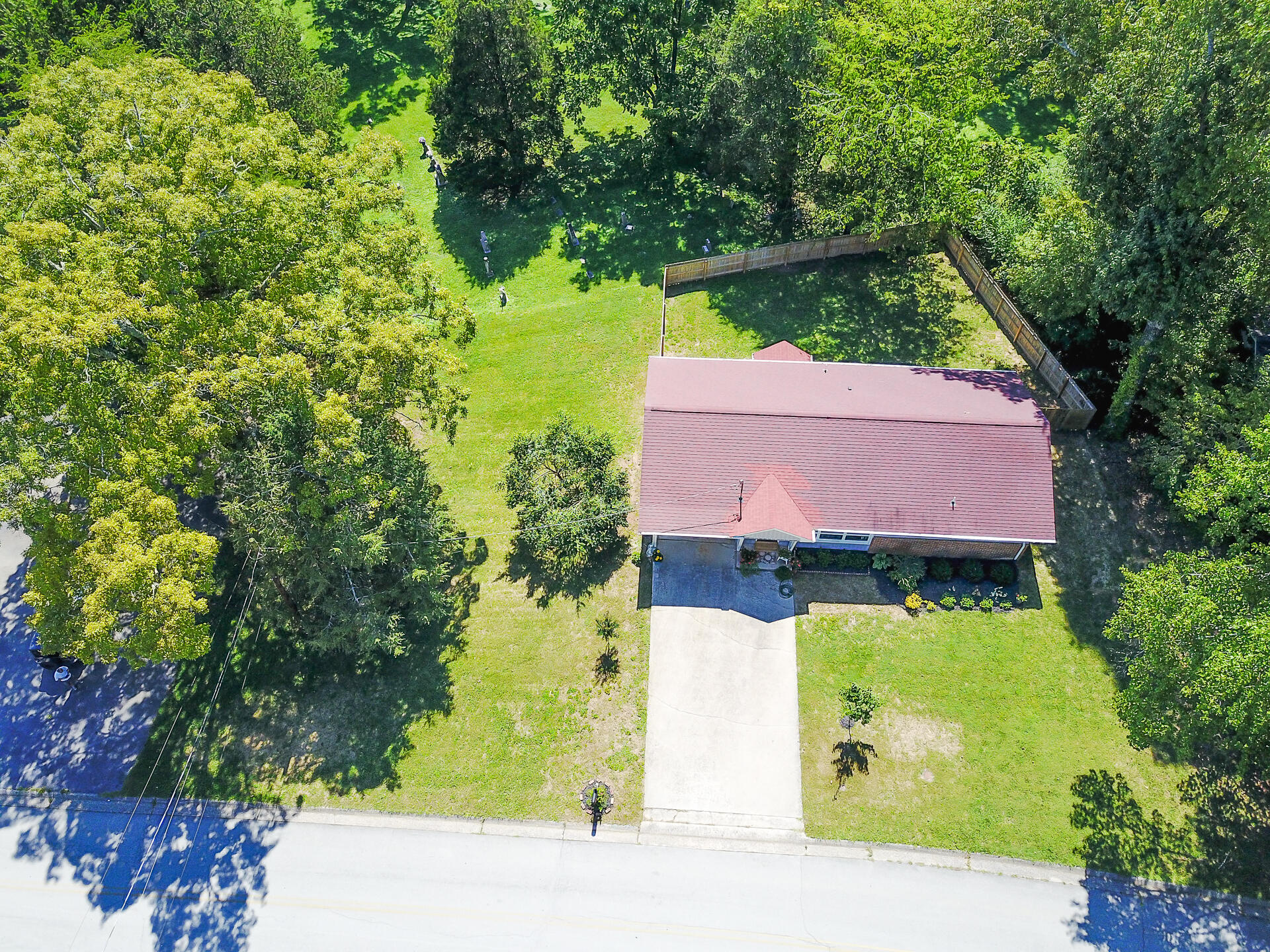 147 Iroquois Road Oak Ridge, TN 37830 - Photo 31 of 33 147 Iroquois Road, Oak Ridge, TN-33