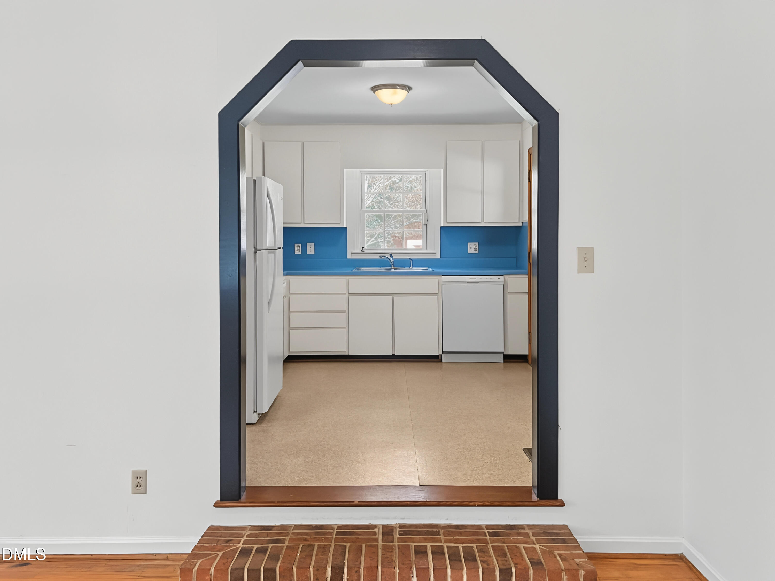 6909 Justice Drive Raleigh, NC 27615 - Photo 2 of 23 IMG_5025