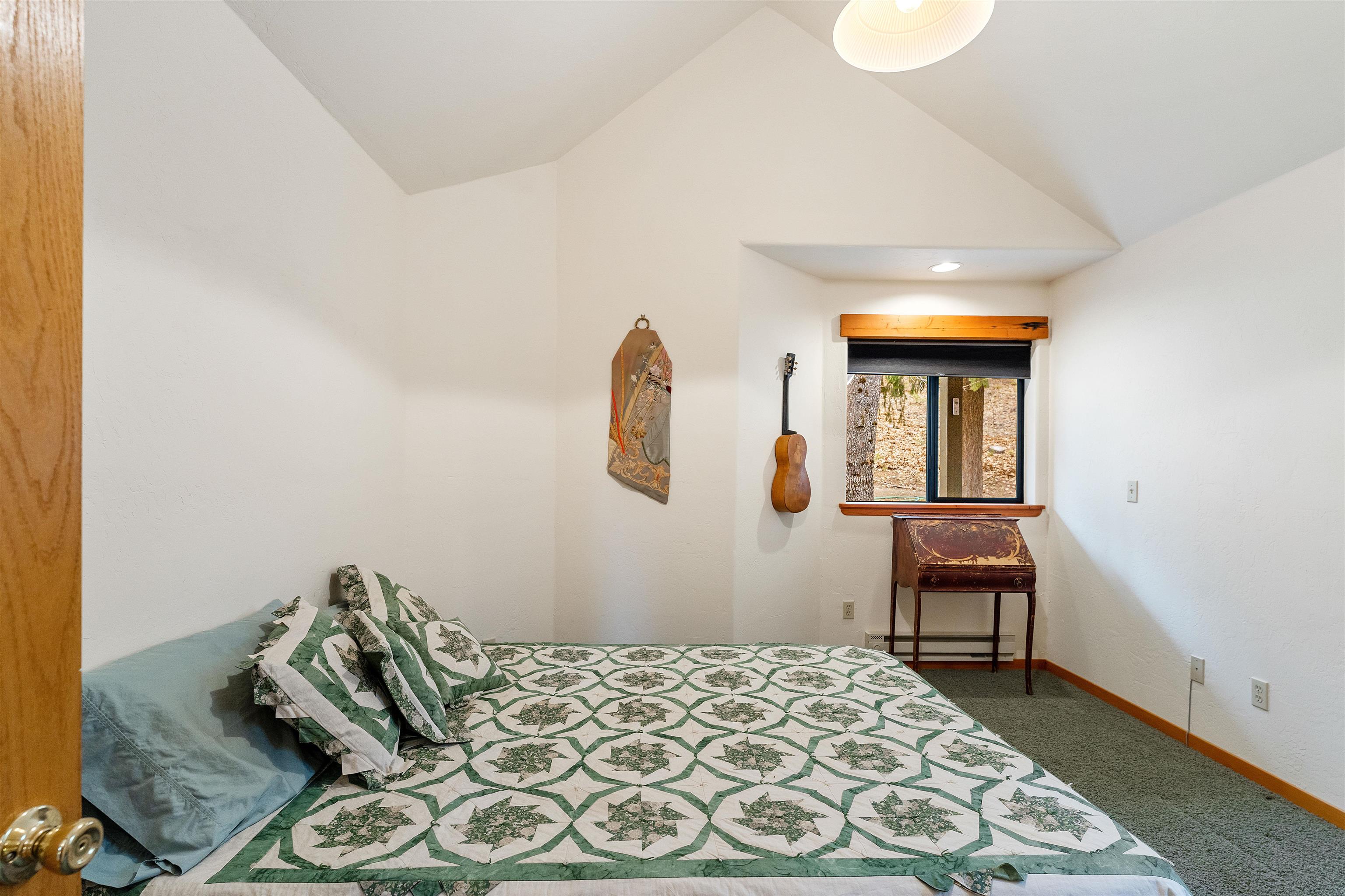 8839 Rocky Road Weed, CA 96094 - Photo 7 of 27 Gallery Image 7