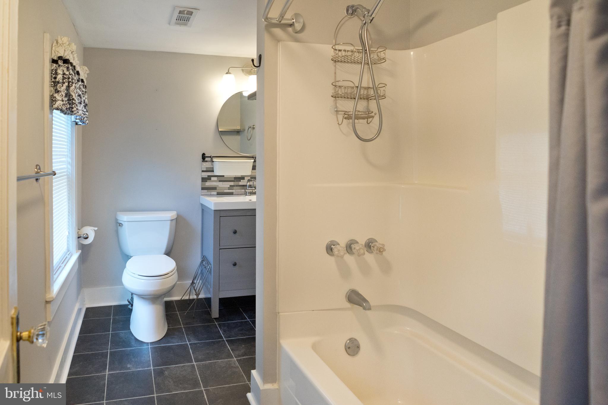 4190 Huntingtown Road Huntingtown, MD 20639 - Photo 39 of 46