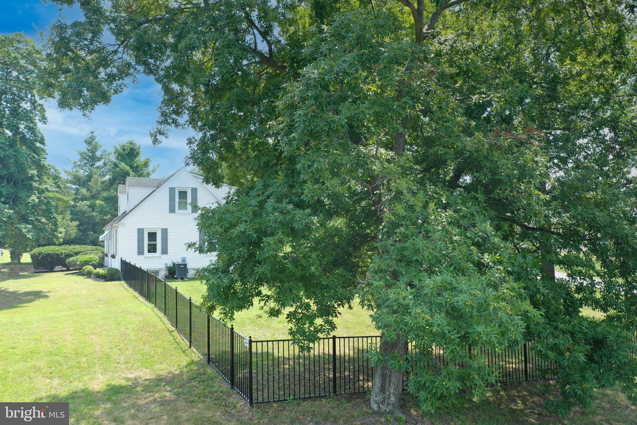 4190 Huntingtown Road Huntingtown, MD 20639 - Photo 5 of 46