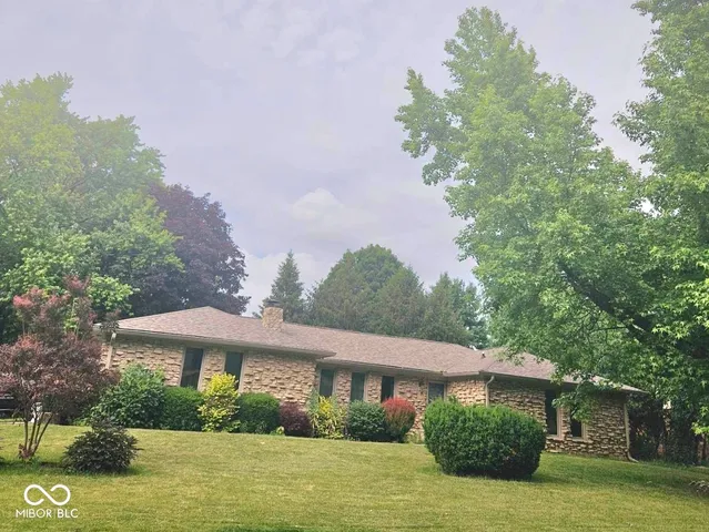 $383,500 | 4066 Roamin Drive, Greenwood, IN 46142
