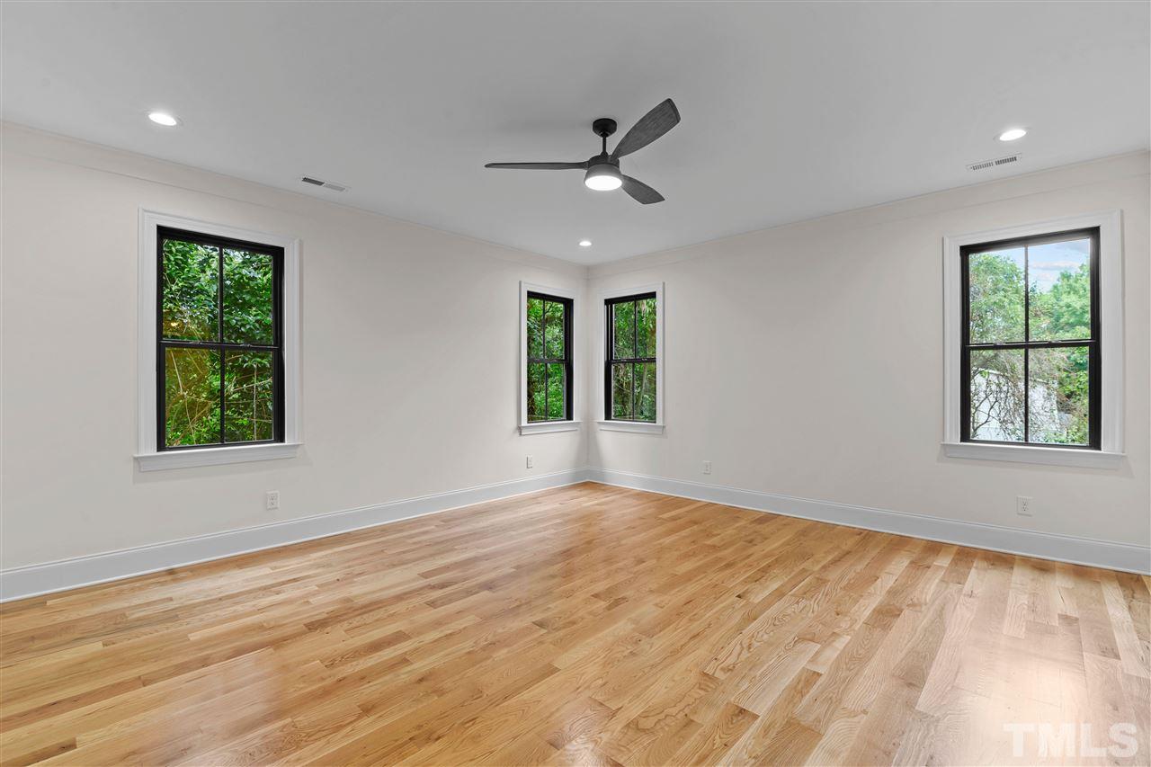 713 Mial Street Raleigh, NC 27608 - Photo 13 of 27