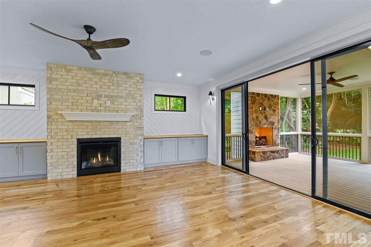 713 Mial Street Raleigh, NC 27608 - Photo 23 of 27 Bright Loft for overflow space