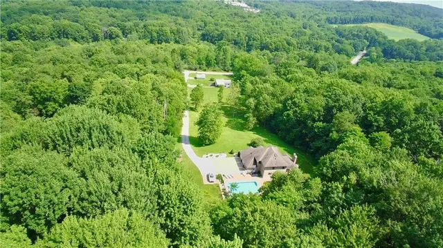 $799,999 | 293 Sandy Hill Road, Valencia, PA 16059