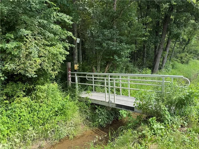 $799,999 | 293 Sandy Hill Road, Valencia, PA 16059