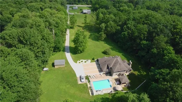 $799,999 | 293 Sandy Hill Road, Valencia, PA 16059