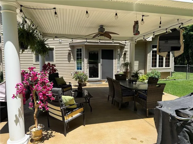 $799,999 | 293 Sandy Hill Road, Valencia, PA 16059