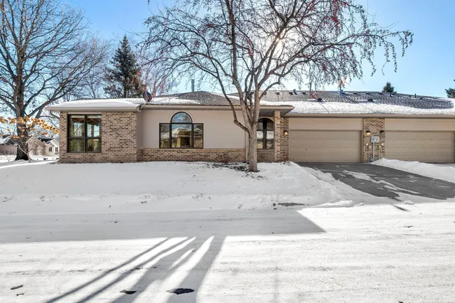 $395,000 | 4120 Arbor Lane, Eagan, MN 55122