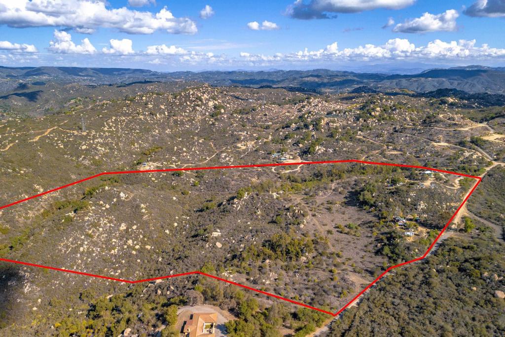 2494 Donnil Lane Fallbrook, CA 92028 - Photo 26 of 62 a view of a city
