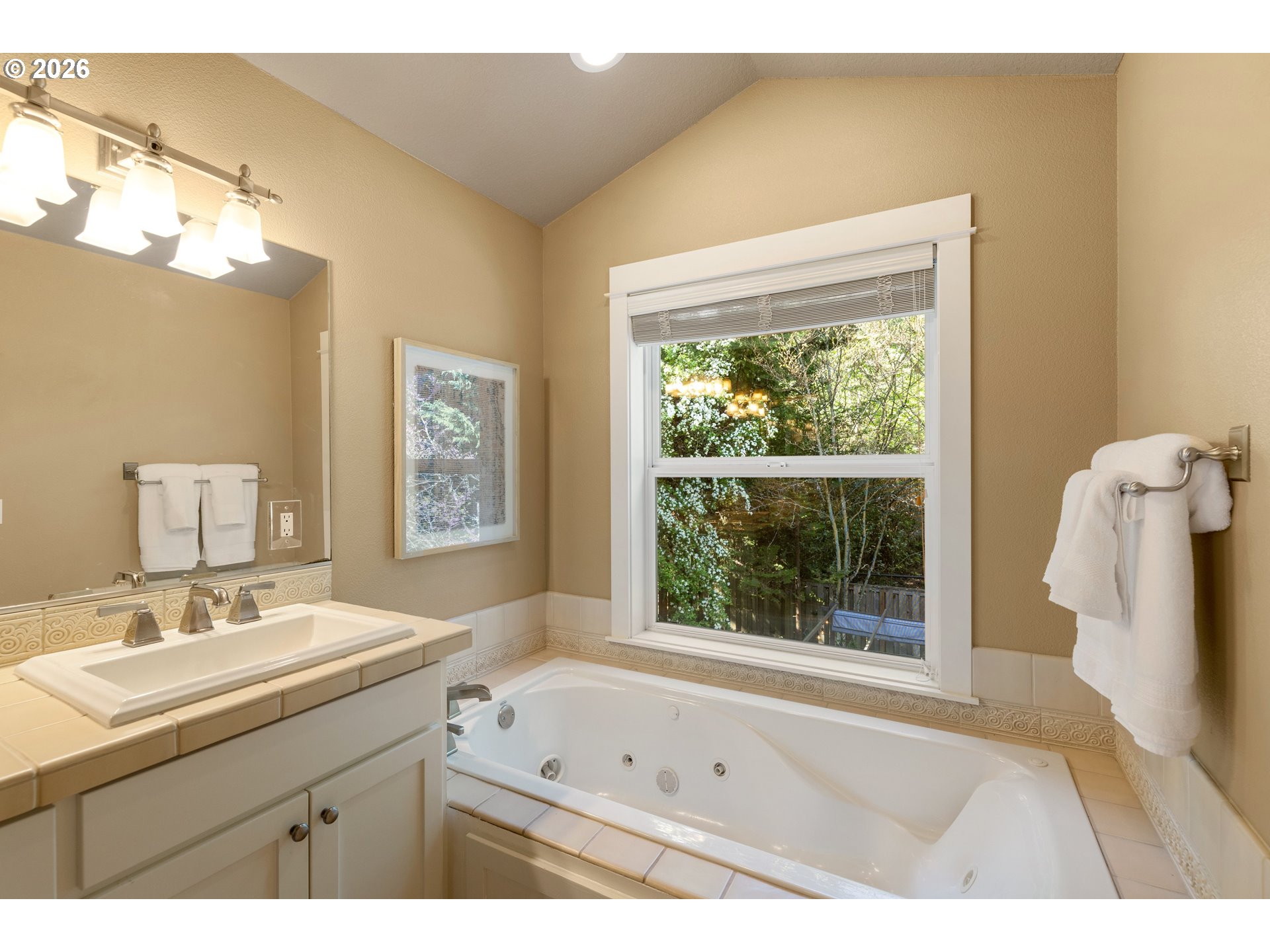 14599 Fosberg Road Lake Oswego, OR 97035 - Photo 28 of 46 Gallery Image 28