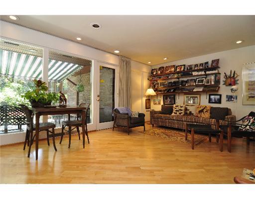 126 Beechmont Road Point Breeze, PA 15206 - Photo 8 of 13 Den/Family/Great Room.
