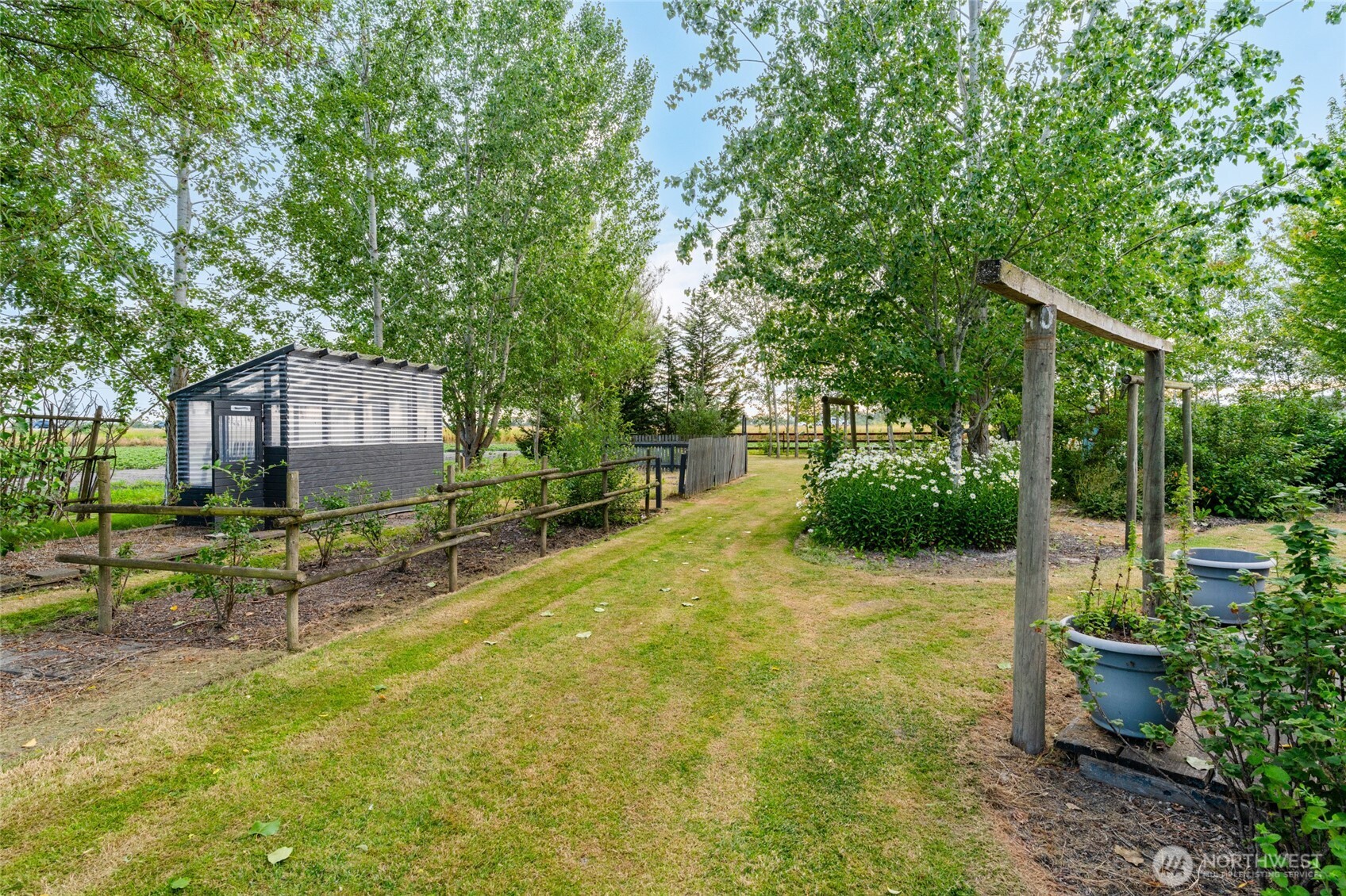 21895 Cedardale Road Mount Vernon, WA 98274 - Photo 32 of 40