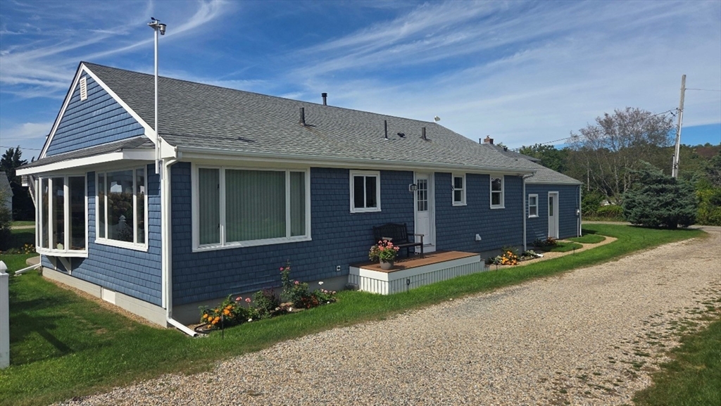 8 West Silver Shell Mattapoisett, MA 02739 - Photo 3 of 38