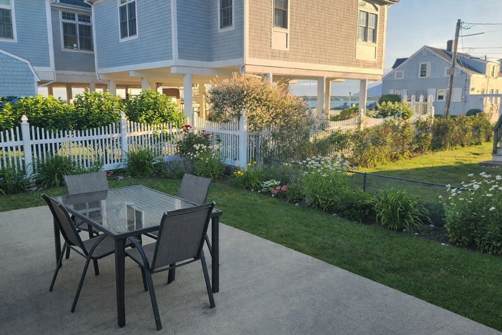 8 West Silver Shell Mattapoisett, MA 02739 - Photo 4 of 38