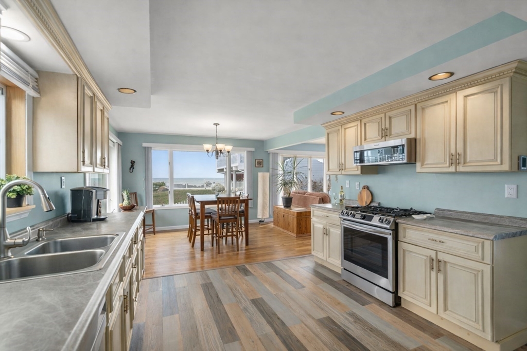 8 West Silver Shell Mattapoisett, MA 02739 - Photo 6 of 38