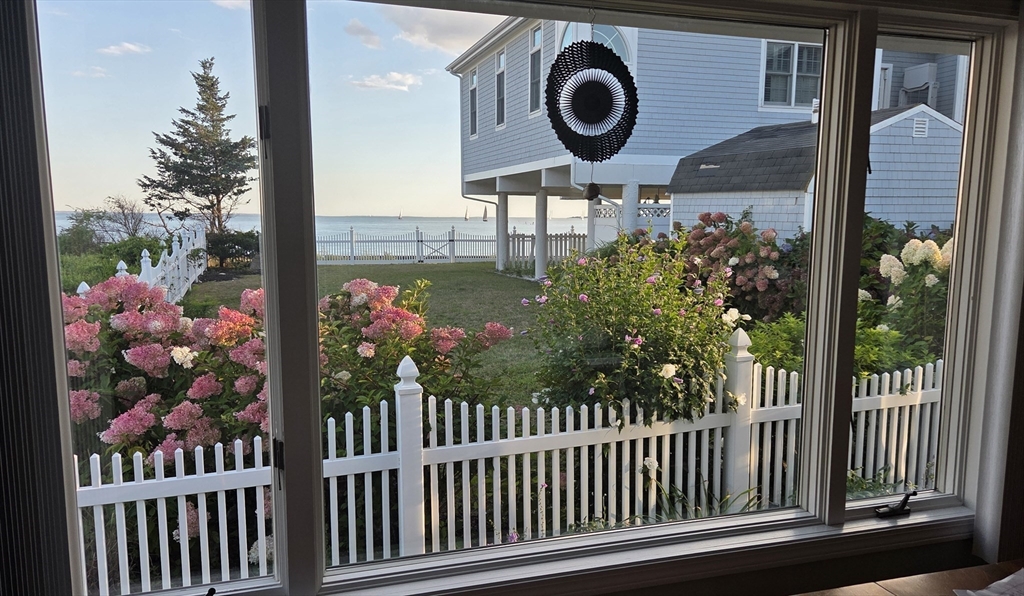 8 West Silver Shell Mattapoisett, MA 02739 - Photo 10 of 38