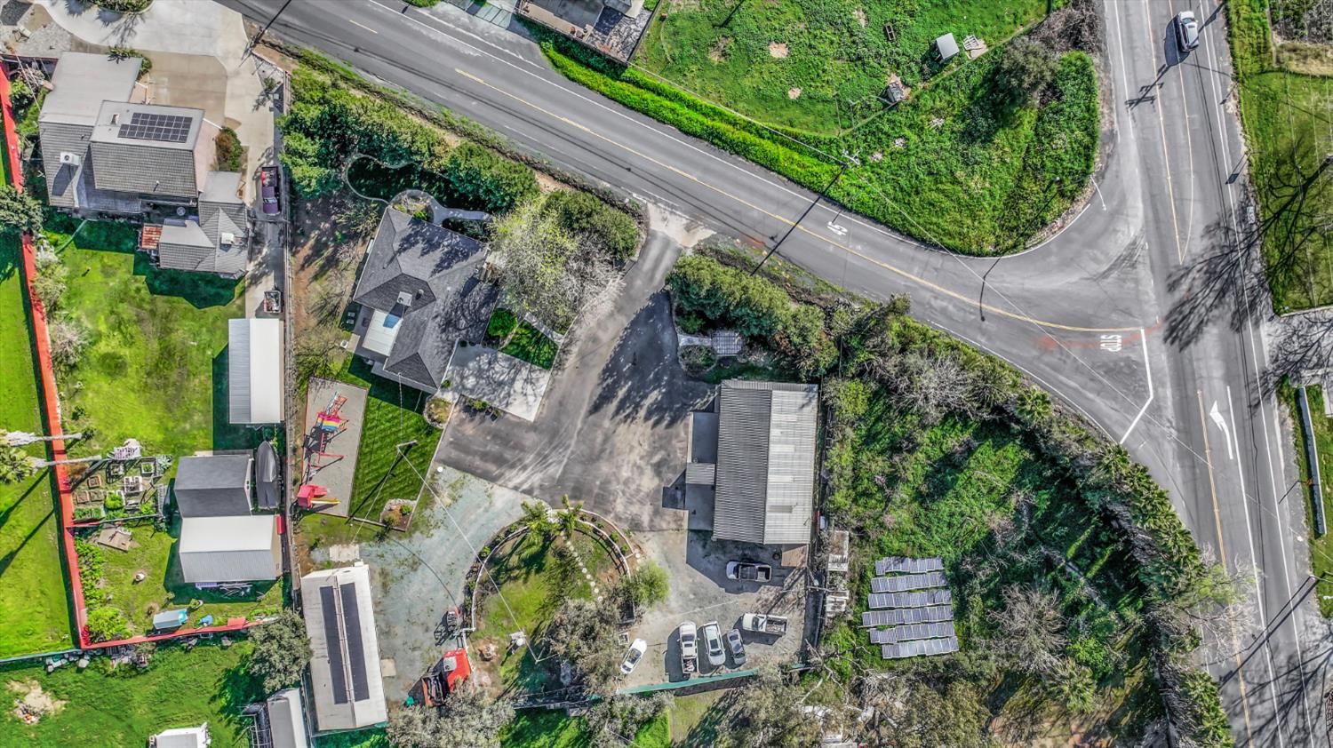 2331 East Woodson Road Acampo, CA 95220 - Photo 51 of 59 an aerial view of balcony and yard