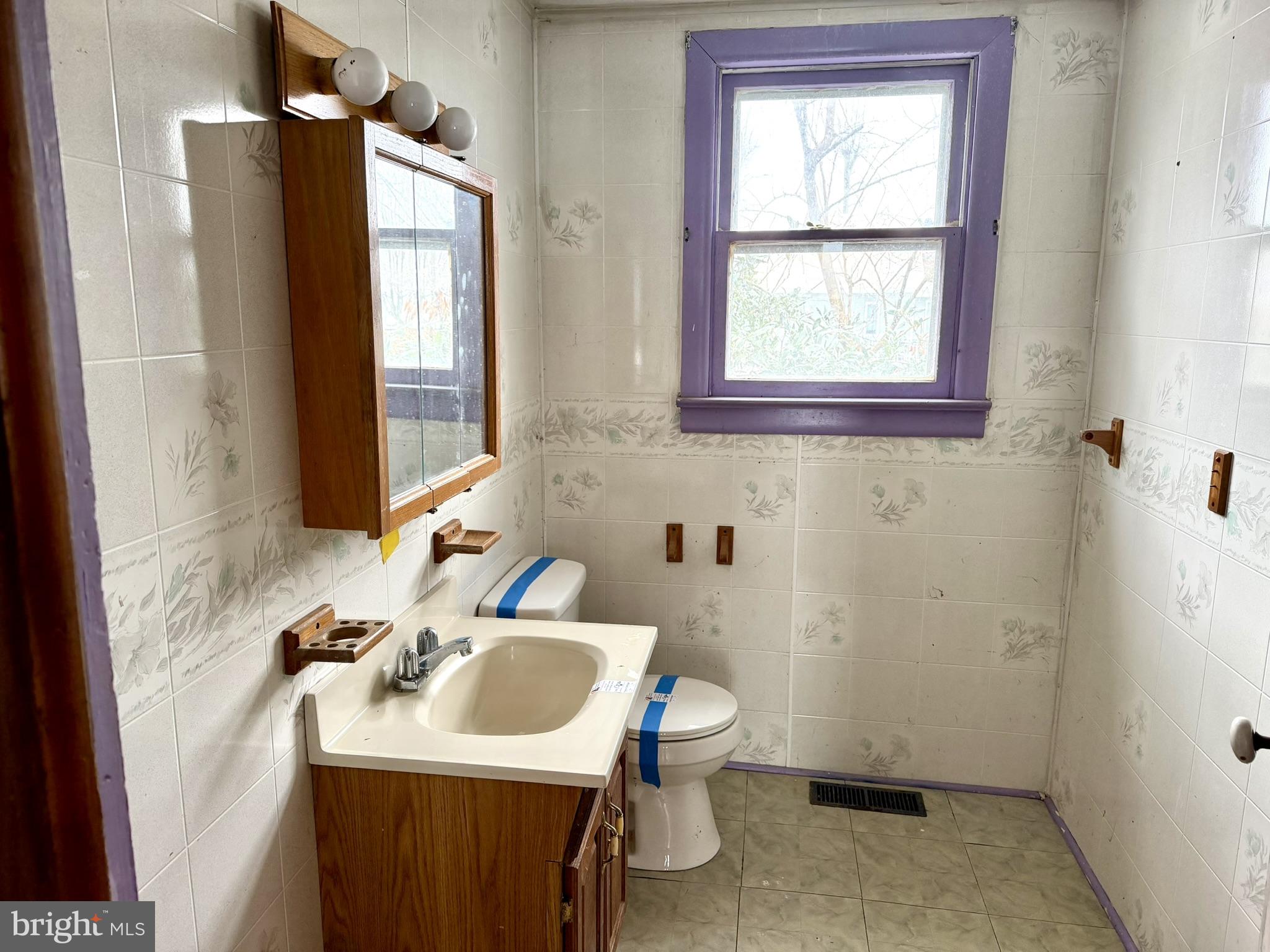 315 Cool Spring Road Marydel, MD 21649 - Photo 9 of 24 half bath