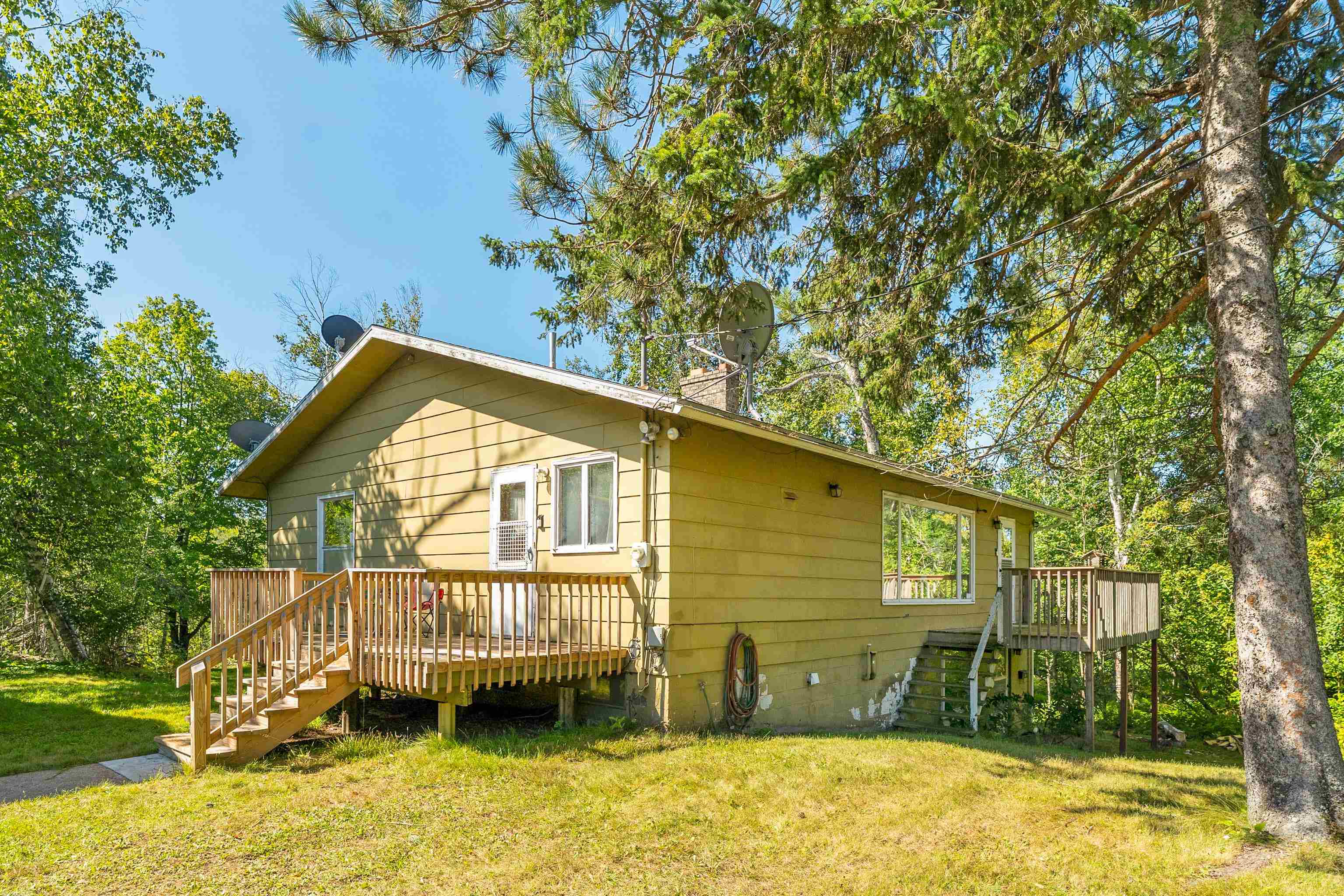 1120 Gordon Road Duluth, MN 55803 - Photo 1 of 27