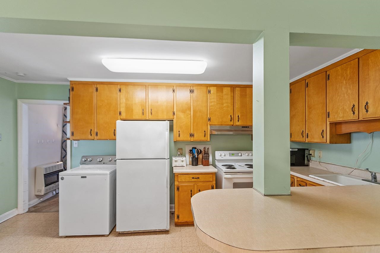 805 North King Charles Road Raleigh, NC 27610 - Photo 14 of 31 Photo 14