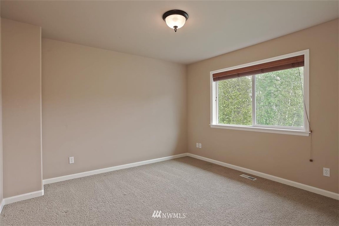 934 South 34th Place Renton, WA 98055 - Photo 19 of 24 Gallery Image 19