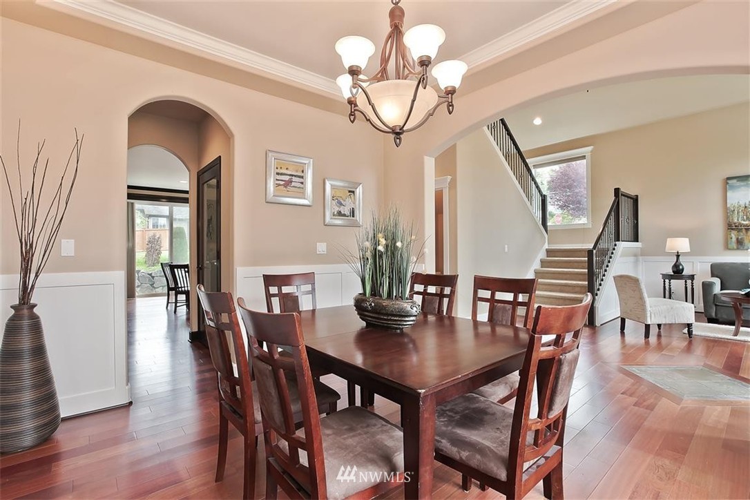 934 South 34th Place Renton, WA 98055 - Photo 5 of 24 Gallery Image 5