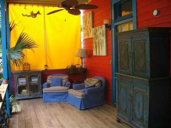 $1,950 | 2015 Burgundy Street, New Orleans, LA 70116