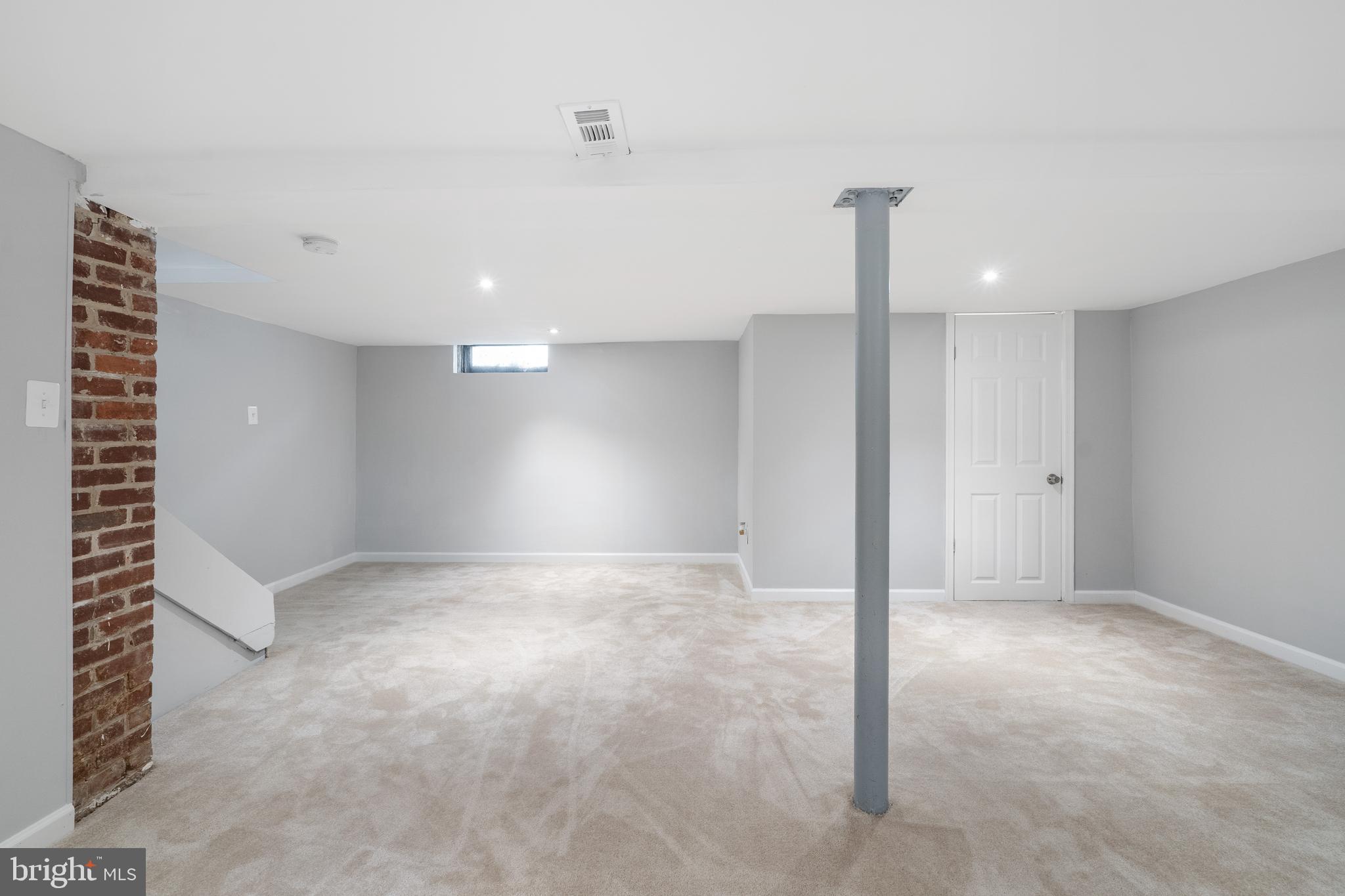 3123 Dunglow Road Baltimore, MD 21222 - Photo 23 of 30 Great Space to Entertain