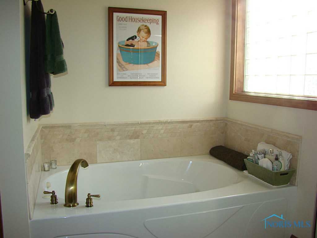 5945 Waterville Monclova Road Waterville, OH 43566 - Photo 13 of 20 Gallery Image 13