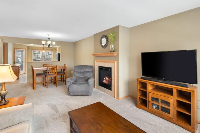 $330,000 | 15152 French Drive North, Unit D, Hugo, MN 55038