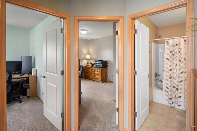 $330,000 | 15152 French Drive North, Unit D, Hugo, MN 55038