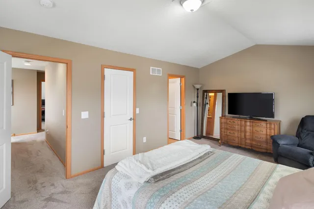 $330,000 | 15152 French Drive North, Unit D, Hugo, MN 55038