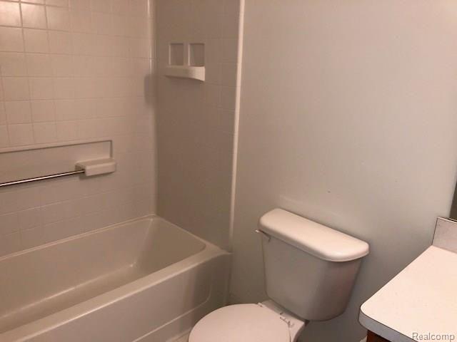 1453 Raleigh Place, Unit 103 Troy, MI 48084 - Photo 13 of 14 IMG_0090.jpg