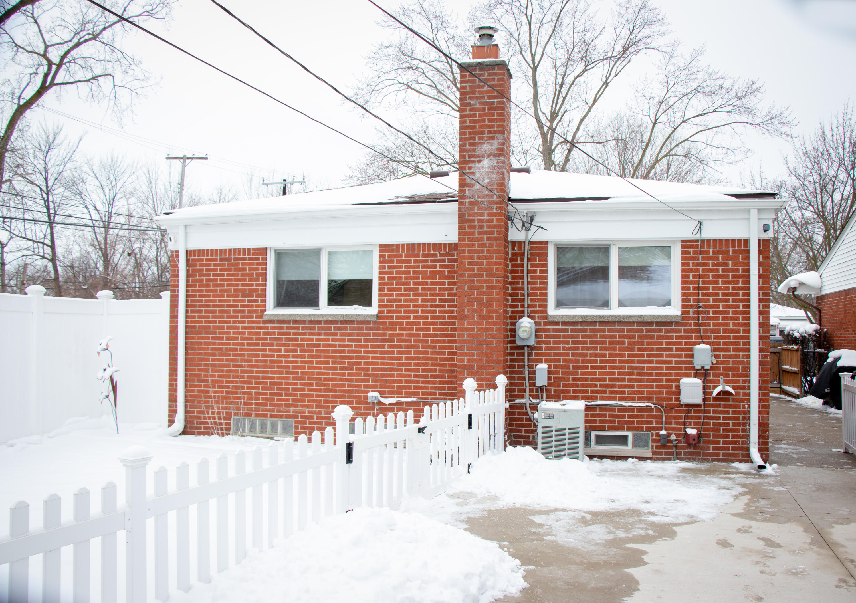 6941 Fellrath Street Taylor, MI 48180 - Photo 28 of 31 backyard1