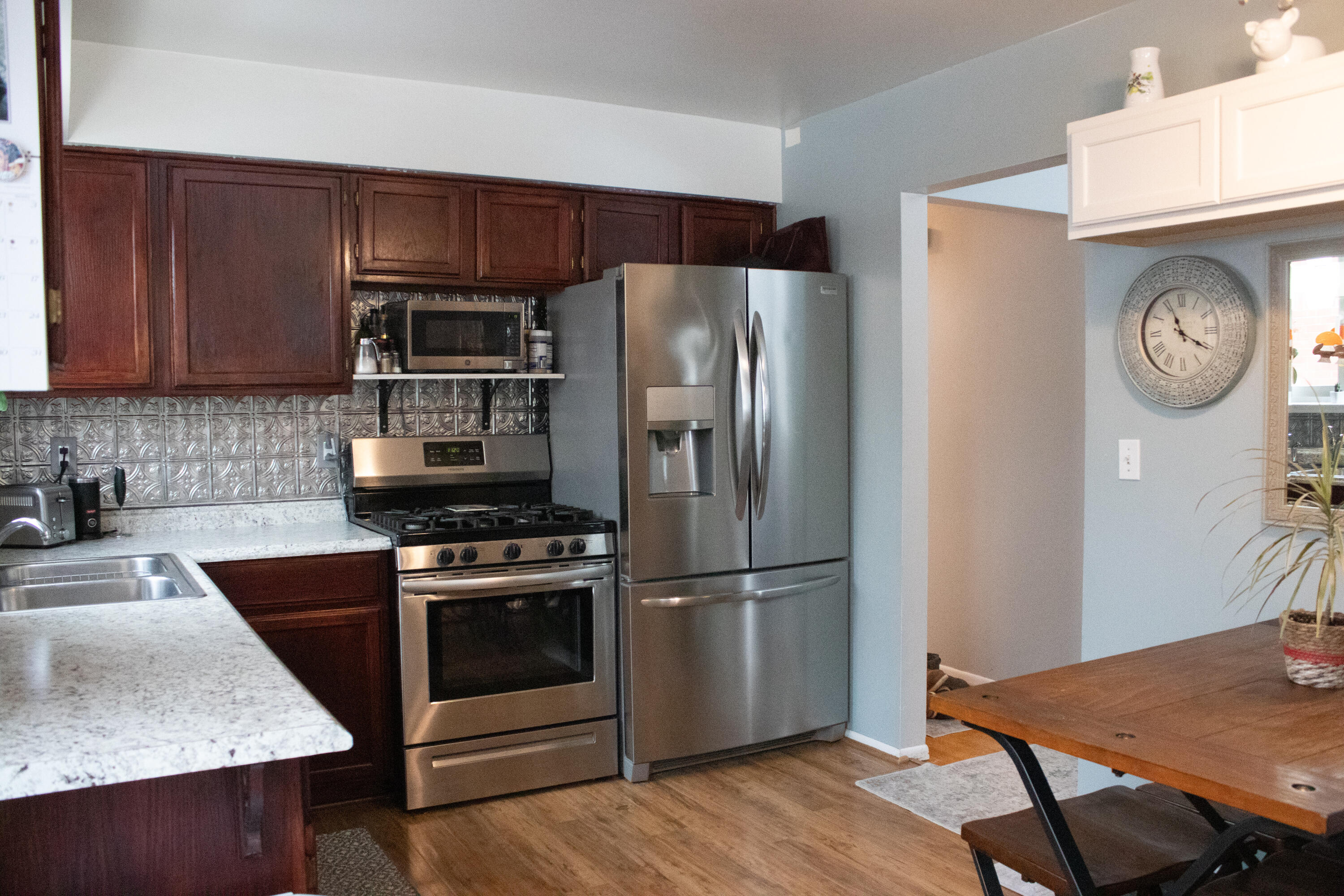 6941 Fellrath Street Taylor, MI 48180 - Photo 9 of 31 kitchen5