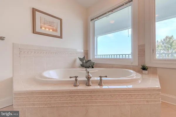 $1,295,000 | 430 Narrows Pointe Drive, Grasonville, MD 21638