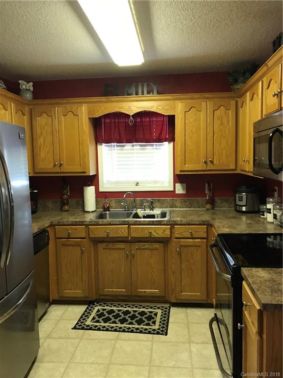 1378 Willow Ridge Road Lincolnton, NC 28092 - Photo 4 of 17 Gallery Image 4