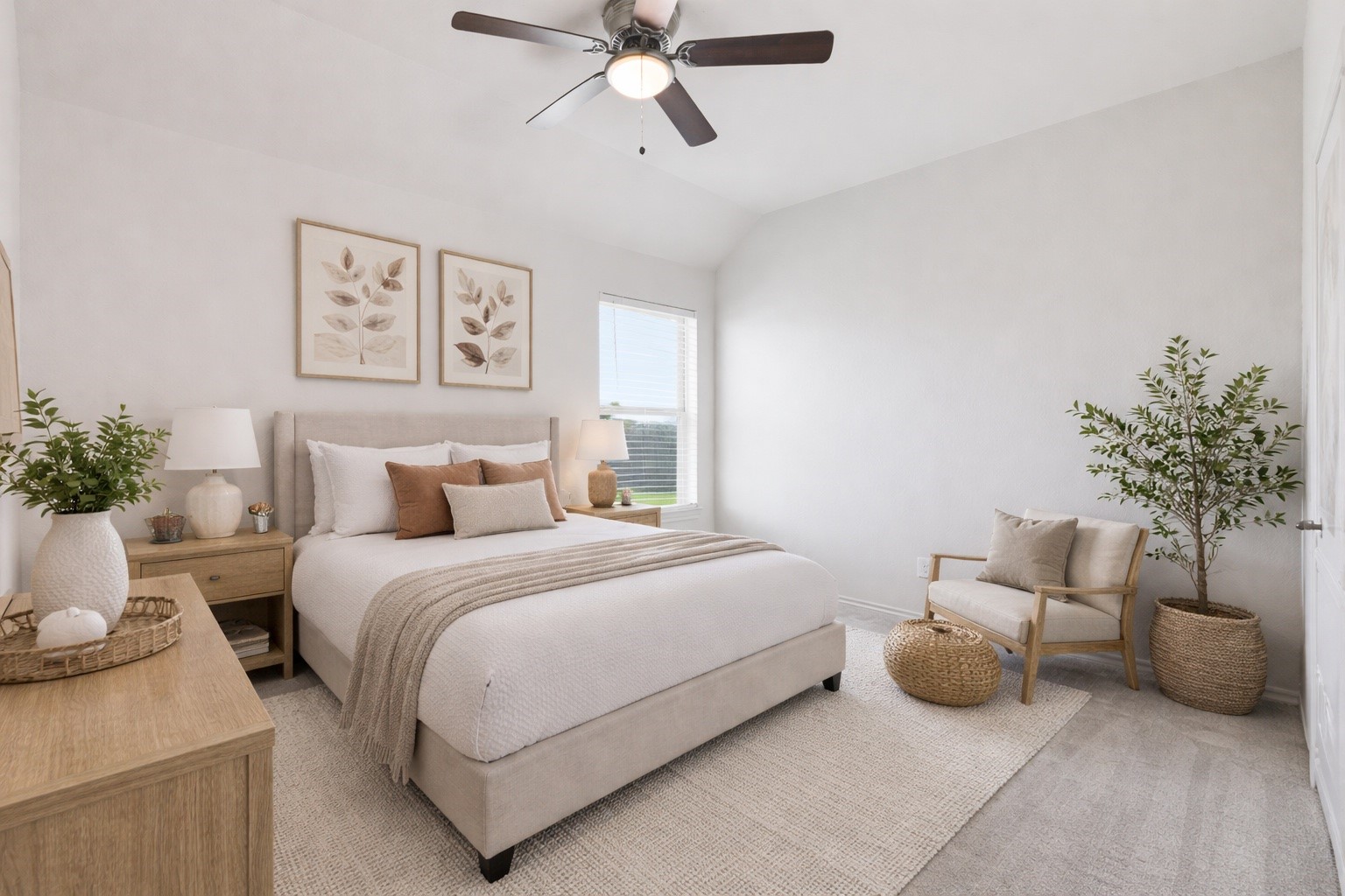 4332 Mocking Run Lane Dickinson, TX 77539 - Photo 12 of 15 Guest Bedroom 2 (Virtually Staged)